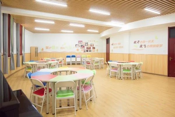 鄭州市第74中學(xué)心理咨詢室建設(shè)圖片